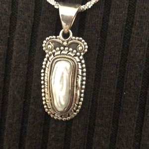 Sterling silver & Nacre pendant necklace in original box; new never worn.